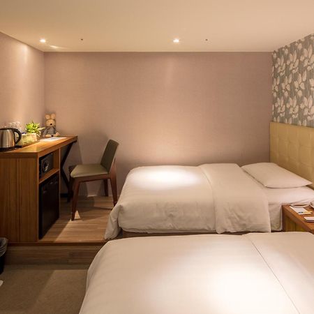 Urtrip Hotel Тайбей Номер фото