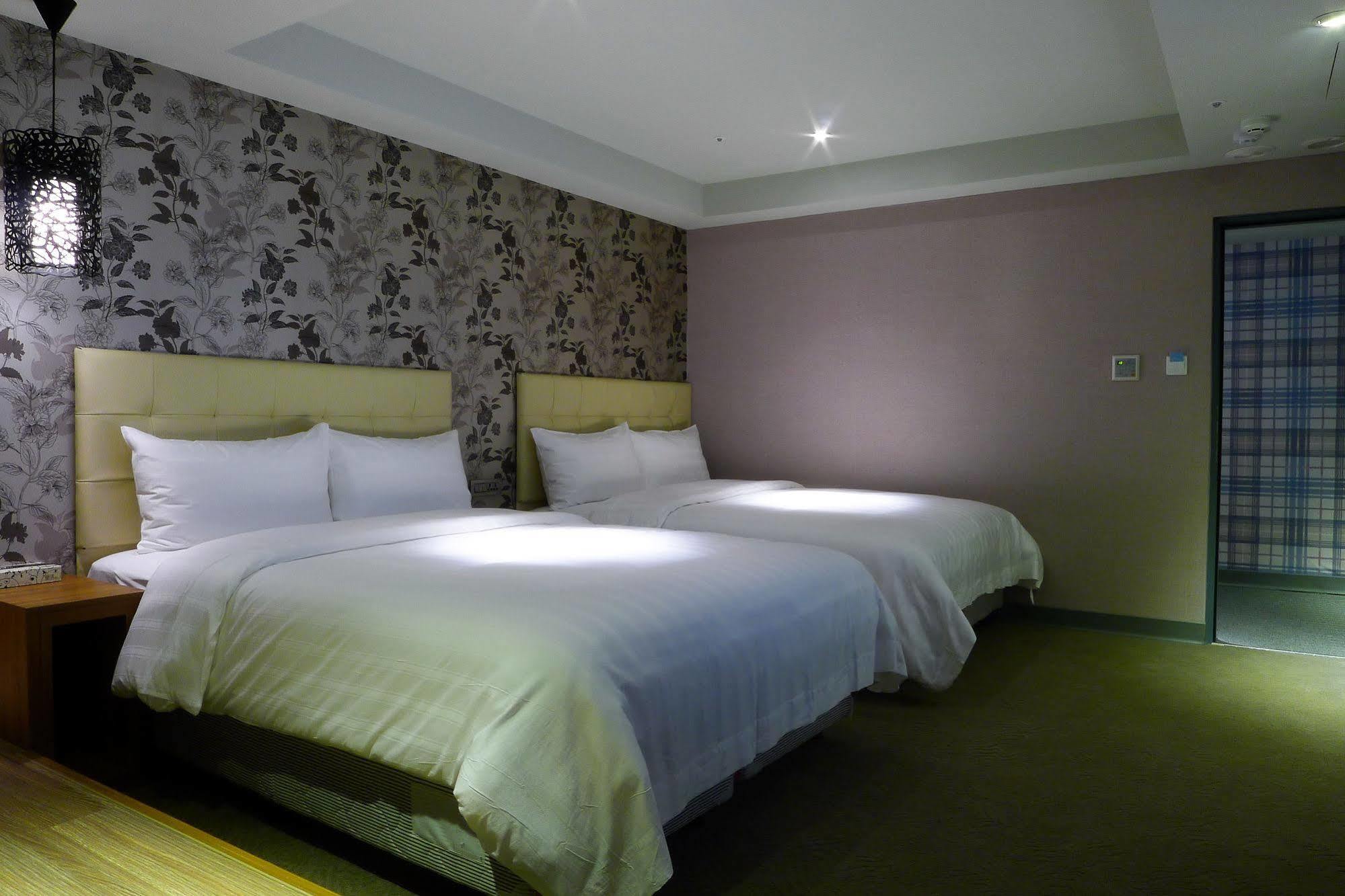 Urtrip Hotel Тайбей Екстер'єр фото